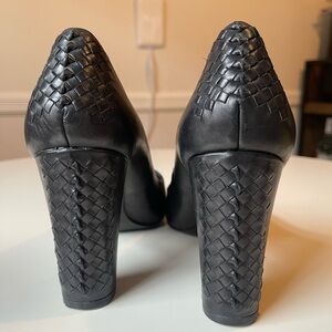 Black Pumps with Woven Heel